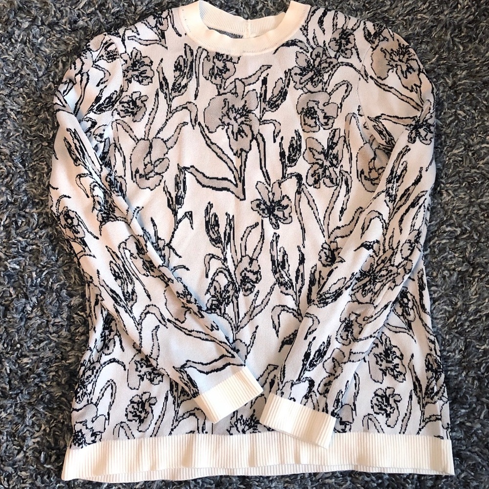 - ARITZIA LITTLE MOON IRIS SWEATER IN IVORY